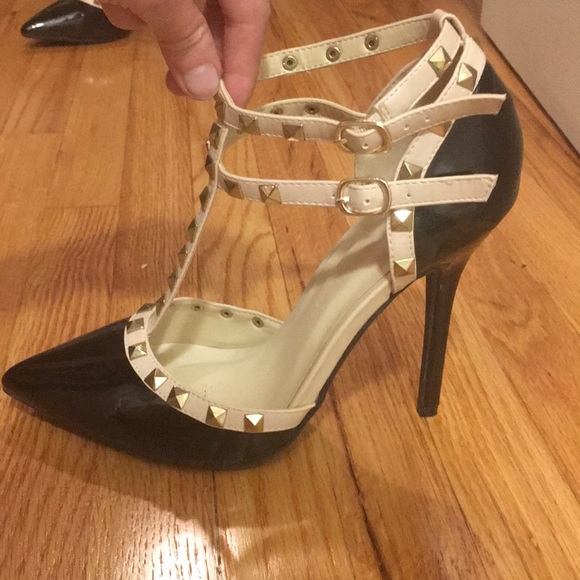 Black and Gold Stud High Heels - Picture 2 of 5